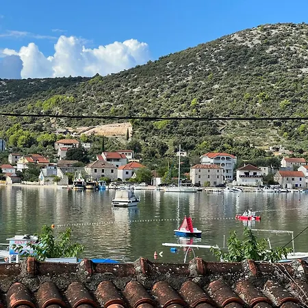 Διαμέρισμα Lalu