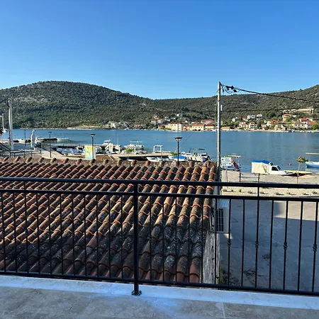 Lalu * Vinišće